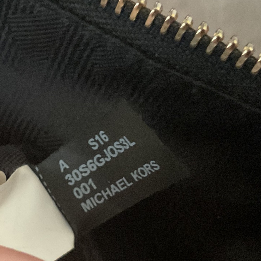 Michael Kors Black Purse - Picture 14 of 14